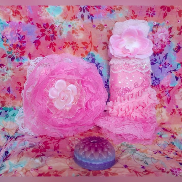 Hand Crafted Cherry Blossom &Rose Scented Pillow&Gypsy BottleSet - Picture 3 of 14